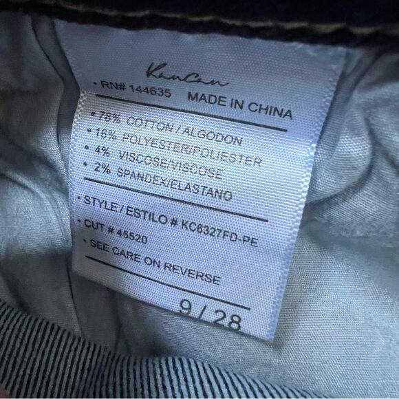 KanCan Jaden Mid Rise Flare Jeans Petite NWT Distressed Flare Jeans Size 9 - Picture 15 of 15